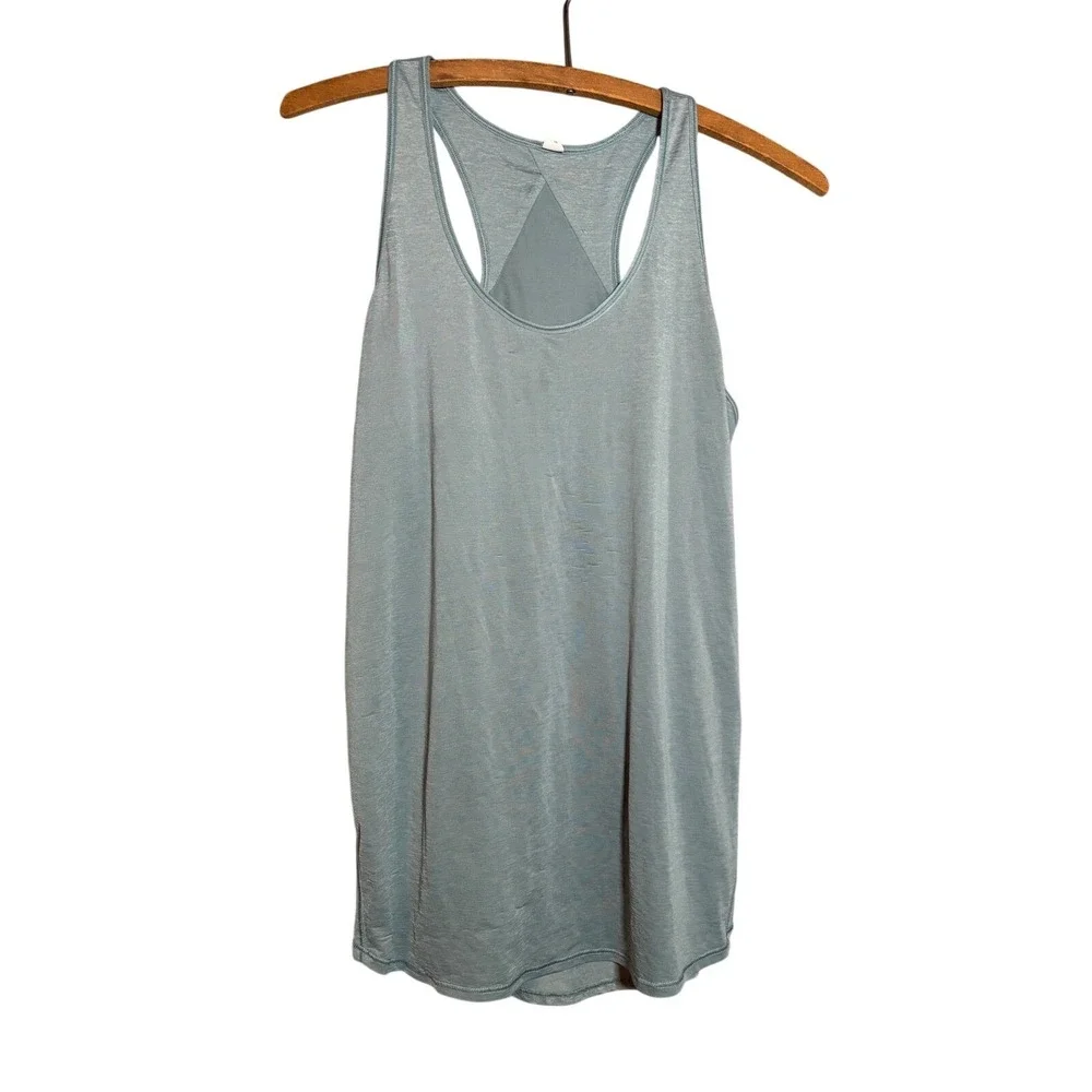 Lululemon 2 Essential‎ Tank Top Racerback Tulip Back Athletic Athleisure Yoga